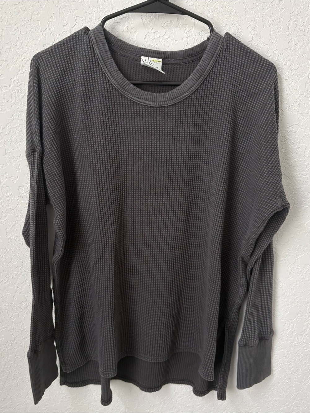 Offline by Aerie, Charcoal Gray Waffled Long sleeve Top, Size Large